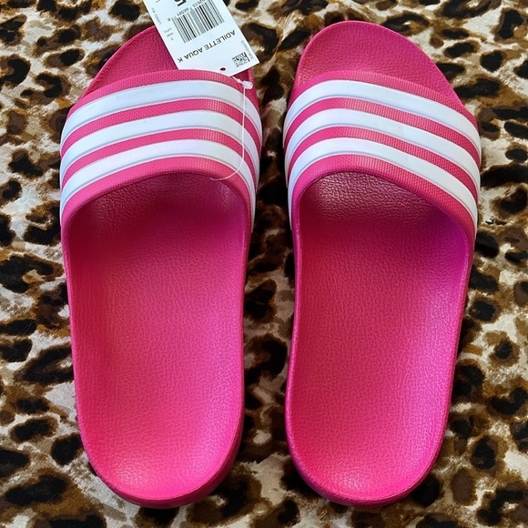 Brand New Adidas Adilette Aqua Pink 3 Stripe Large Strap Pink Slides Sandals - Picture 6 of 13